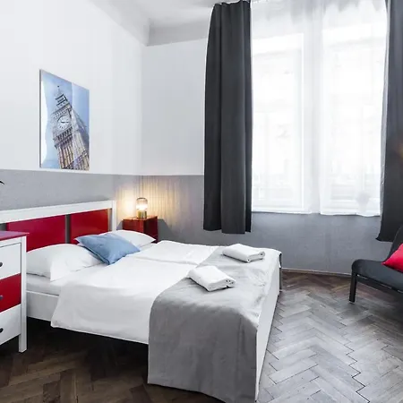 Friendhouse Apartments Starovislna Cracovia Esterno foto