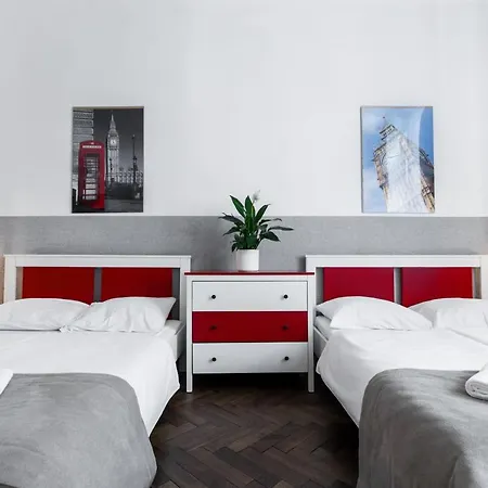 Friendhouse Apartments Starovislna Cracovia Esterno foto