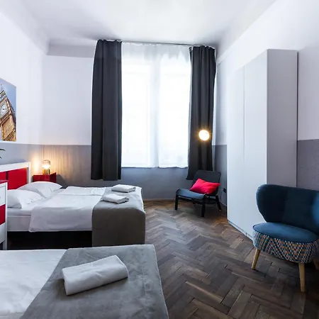 Friendhouse Apartments Starovislna Cracovia Esterno foto